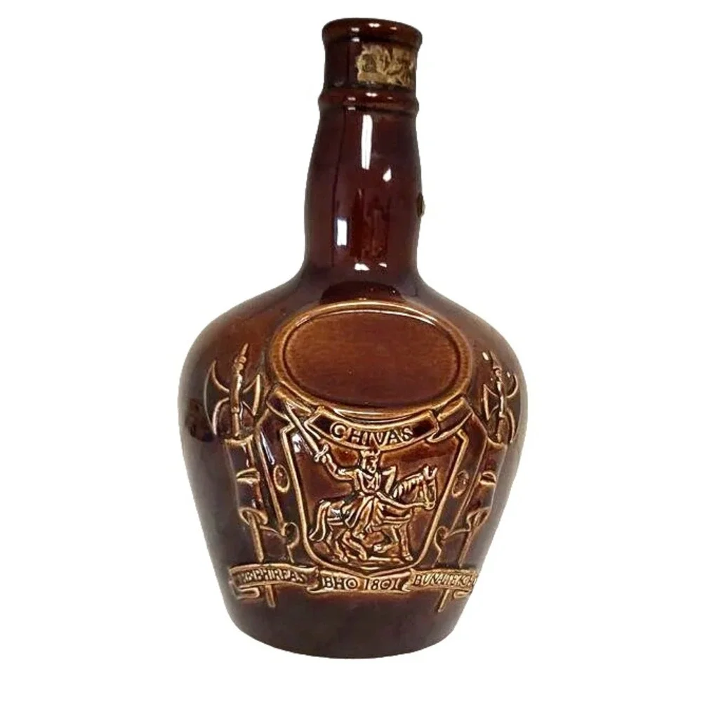 VINTAGE CHIVAS BROS.  LTD.  ROYAL DOULTON BOTTLE - Aberdeen England / BHO 1801‎